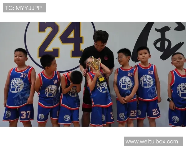 吴前:从青年才俊到篮球明星的成长之路与奋斗历程 吴前:从青年才俊到篮球明星的成长之路与奋斗历程